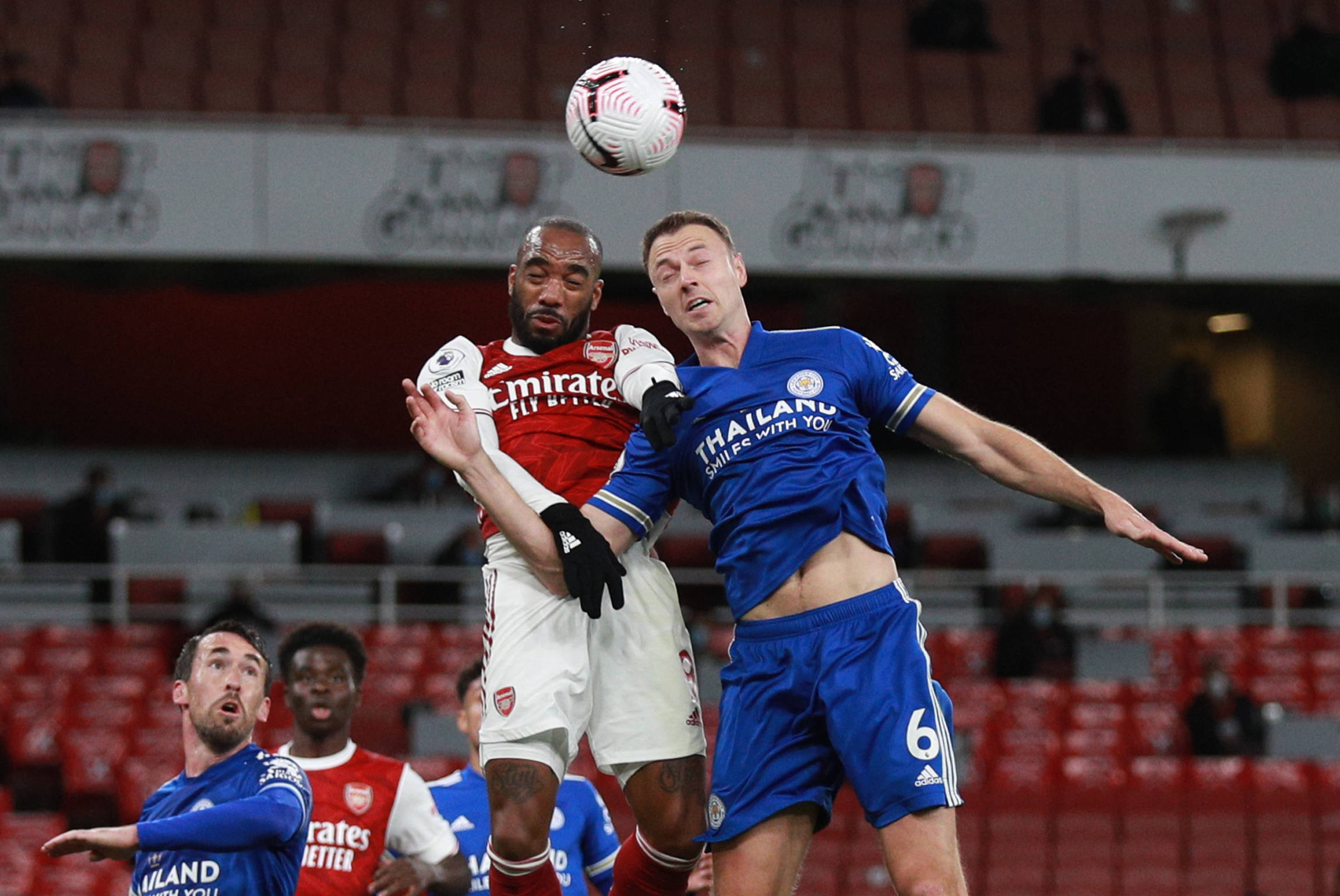 差距的广泛 差距的广泛